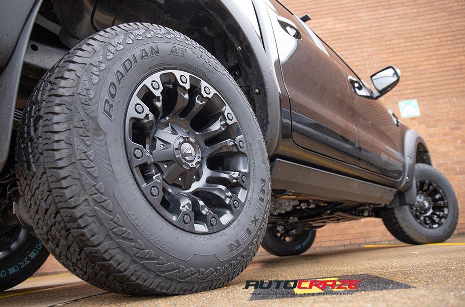 FORD-RANGER-VAPOR-MATTE-BLACK
